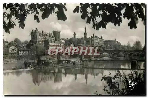 Cartes postales Pau Bses Pyrenees Vue sur le gave le Chateau et le Pont