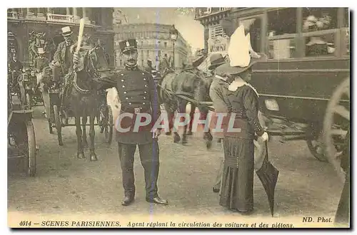 REPRO Scenes Parisiennes Agent reglant la circulation des voitures et des pietons