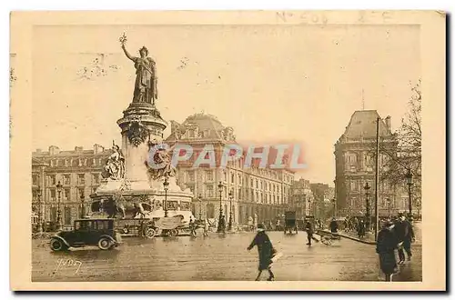 Cartes postales Paris Place de la Republique