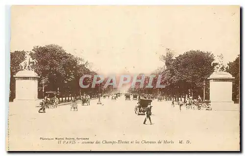 Ansichtskarte AK Paris Avenue des Champs Elvsees et les Chaveaux