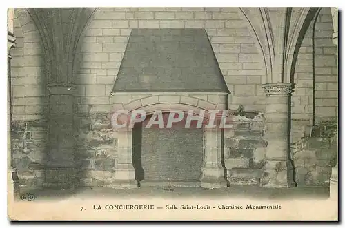 Cartes postales La Conciergerie Salle Saint Louis Cheminee Monumentale