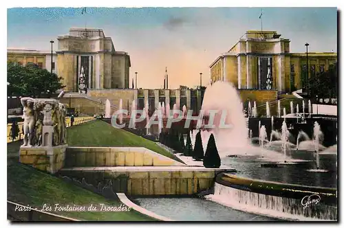 Cartes postales Paris Les Fontaines des Trocadero