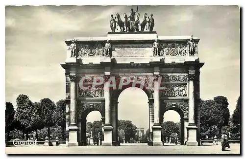 Cartes postales Paris Le Carrousel Perspective sur l'Obelisque et l'Arc de Triomphe