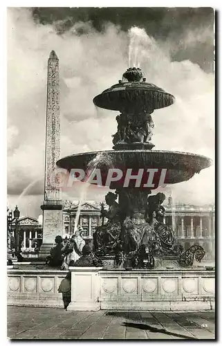 Cartes postales Paris Place de la Concorde La Fontaine