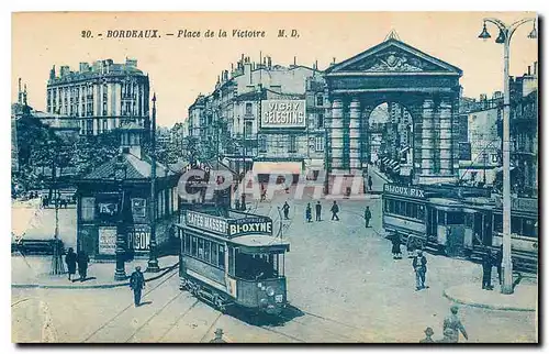 Ansichtskarte AK Bordeaux Place de la Victoire Tramway Vichy Celestins