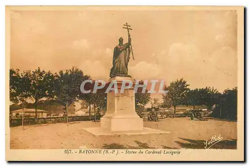 Cartes postales Bayonne B P Statue du Cardinal Lavigerie