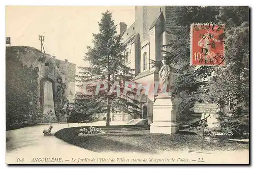 Cartes postales Angouleme Le Jardin de l'Hotel de Ville et statue de Marguerite de Valois