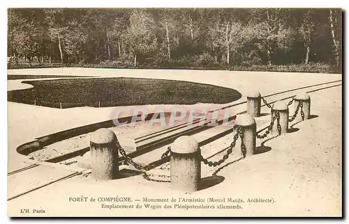 Ansichtskarte AK Foret de Compiegne Monument de l'Armistice Emplacement du Wagon des Plenipotentiaires allemands