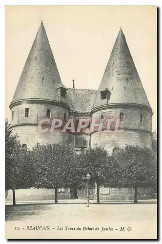 Cartes postales Beauvais Les Tours du Palais de Justice