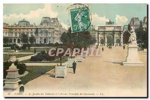 Cartes postales Paris Le Jardin des Tuileurs et l'Arc de Triomphe du Carrousel