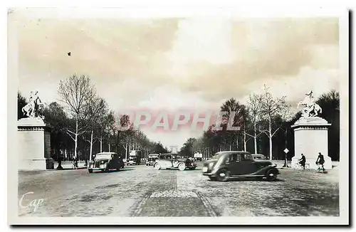 Ansichtskarte AK Paris Avenue des Champs Elysees Automobile