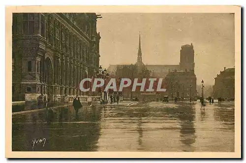 Cartes postales Paris Place de l'Hotel de Ville un jour de pluie