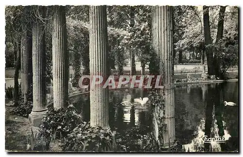 Cartes postales Paris Le Parc Monceau Le Bassin et ses Colonnes