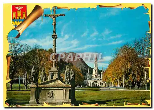 Cartes postales moderne Nos Belles Pyrenees Lourdes Le Calvaire Breton et la Basilique