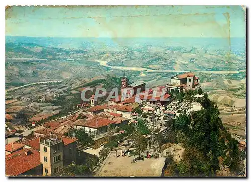 Cartes postales moderne Republica di S Marino Nid du Faucon et panorama