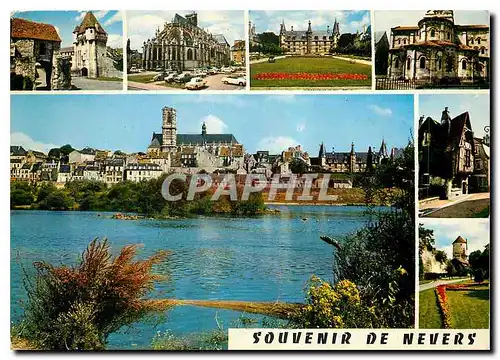 Cartes postales moderne Sur les Bords de la Loire Nevers Nievre La Porte du Croux La Cathedrale Le Palais Ducal Eglise S