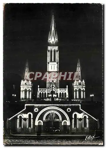 Cartes postales moderne Lourdes La Basilique Illuminee