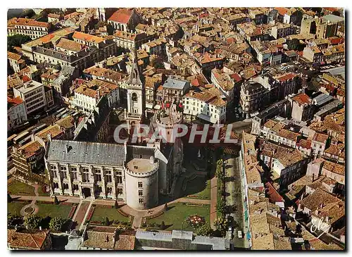 Moderne Karte Angouleme Charente Vue generale sur l'Hotel de Ville