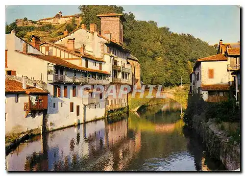 Cartes postales moderne Le Pays Basque Saint Jean Pied de Port Vieilles maisons pittoresques et l'Eglise Le Pont d'Espag