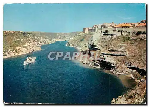 Cartes postales moderne Charmes et Couleurs de la Corse Bonifacio Depart du Courrier pour la Sardaigne Bateau