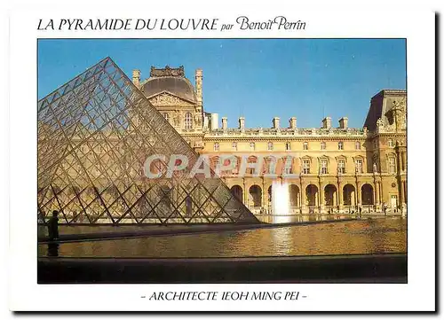 Cartes postales moderne La Pyramide du Louvre par Benoit Perrin