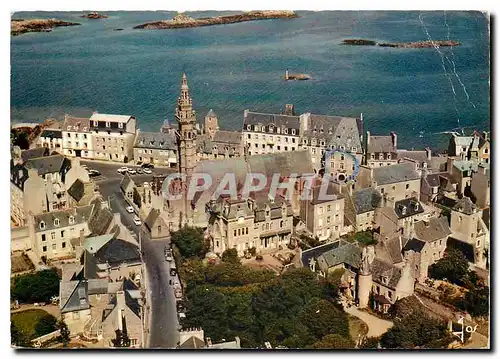 Cartes postales moderne La Bretagne en Couleurs Roscoff Finistere Quartier de l'Eglise dominant la mer