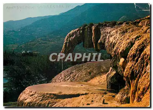 Cartes postales moderne Les Alpes Pittoresque Environs de Montdauphin Guillestre La fontaine petrifiante de Reotier
