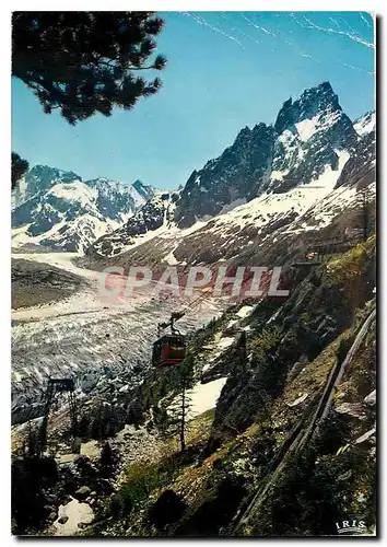 Cartes postales moderne Chamonix Mont Blanc Montevers Mer de Glace Le Wagon volant telepherique desservant la Grotte de