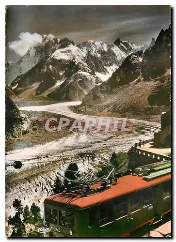 Cartes postales moderne Chamonix Mer de Glace Hte Savoie L'Arrivee du nouveau Train electrique au Montenvers la Mer de G