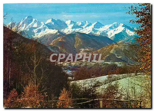 Moderne Karte Sites Pyrenees La chaine des Pyrenees a gauche le Montvalier