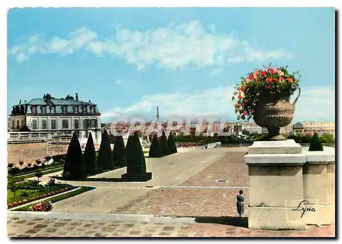Cartes postales moderne Saint Cloud Haute de Seine Le Parc Vue generale vers Paris