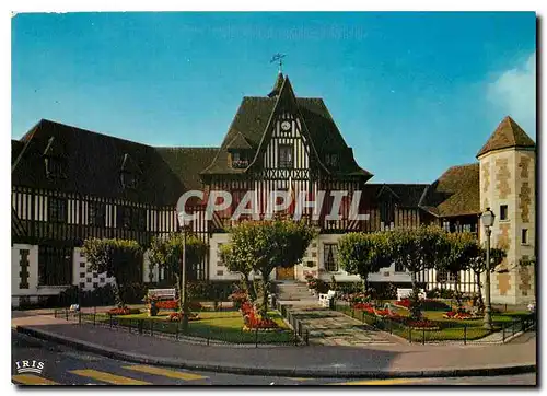 Cartes postales moderne Deauville Trouville l'Hotel de Ville Style Normand