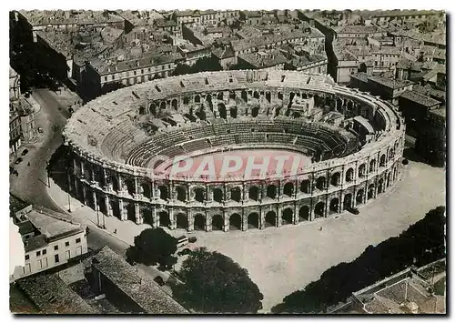 Cartes postales moderne Nimes Gard Vue aerienne sur les Arenes