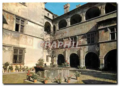 Moderne Karte Chateaux Valdotains Cour du Chateau d'Issogne