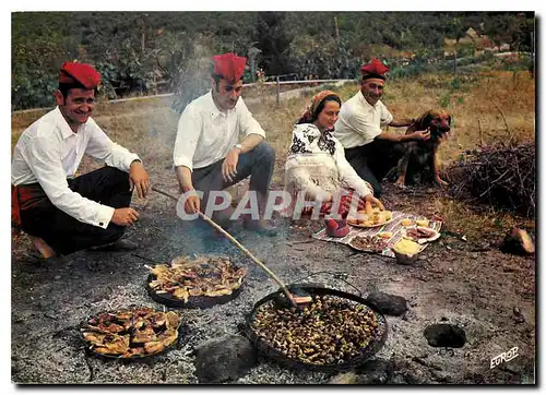 Cartes postales moderne Tradition Catalane La Cargolade Recette de la vraie Cargolade en Pays Catalan