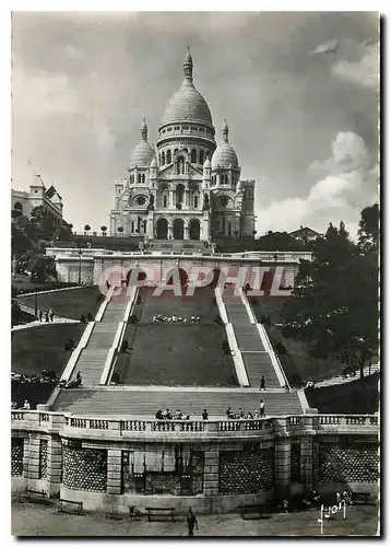 Cartes postales moderne Paris en flanant Le Sacre Coeur de Montmartre et l'escalier monumental