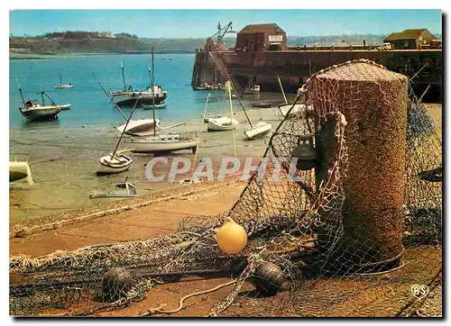 Cartes postales moderne Granville Manche Le Port et la Jetee a mer basse