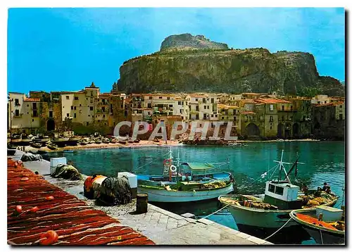 Cartes postales moderne Cefalu Pa Le bord de la Mer