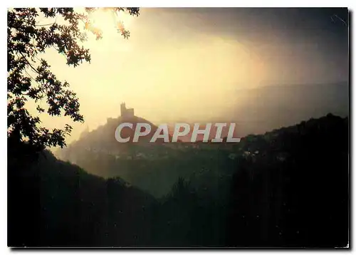 Cartes postales moderne Les Gorges de l'Aveyron Environs de Villefranche de Rouergue Najac Contre-jour sur le Chateau et