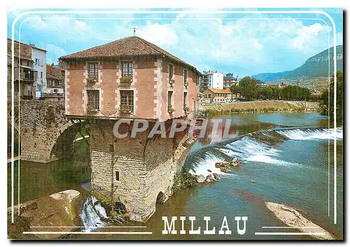 Cartes postales moderne L'Aveyron Touristique Millau Cite du Gant Le vieux moulin sur le Tarn construit sur un bastion d