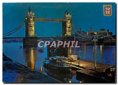 Cartes postales moderne London Vue nocturne du Pont de la Tour et fleuve Tamise