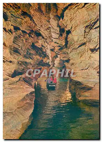 Cartes postales moderne Gouffre de Padirac Lot La riviere plane