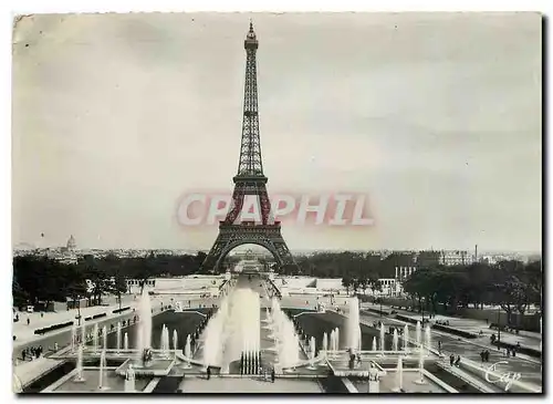 Moderne Karte Paris Les Fontaines du Palais de Chaillot et la Tour Eiffel