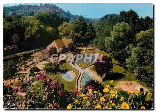 Cartes postales moderne St Leonard des Bois Sarthe Le Touring Hotel son golf sa piscine