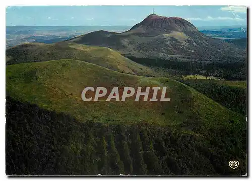 Cartes postales moderne L'Auvergne Pittoresque La chaine des volcans eteints des Domes Le Puy de Come Type remarquable d