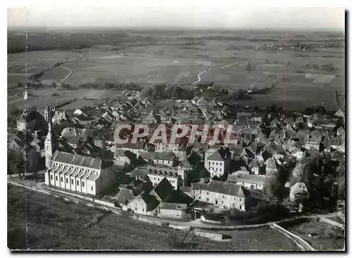 Cartes postales moderne Hte Saone Vue aerienne au Ier plan l'Eglise et l'Ecole Menaus