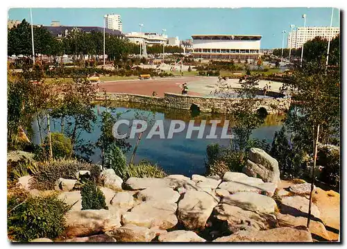 Cartes postales moderne Lorient Morbihan Le Palais des Congres et ses jardins