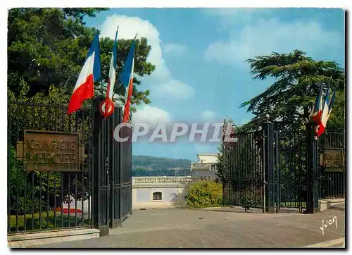 Cartes postales moderne En Champagne l'Entree des Caves du Champagne Mercier Epernay