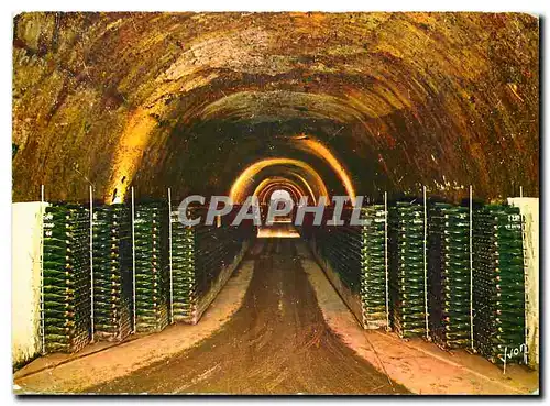 Cartes postales moderne En Champagne Une galerie dans les Caves Champagne Mercier Epernay