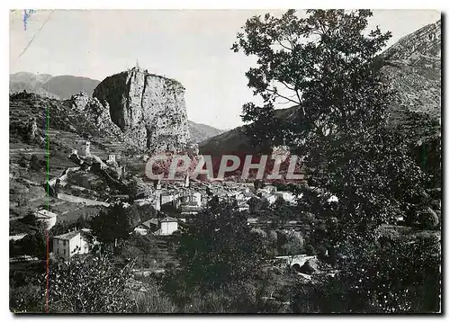 Cartes postales moderne Castellane en Provence sur la Route Napoleon vue generale le Roc et les remparts